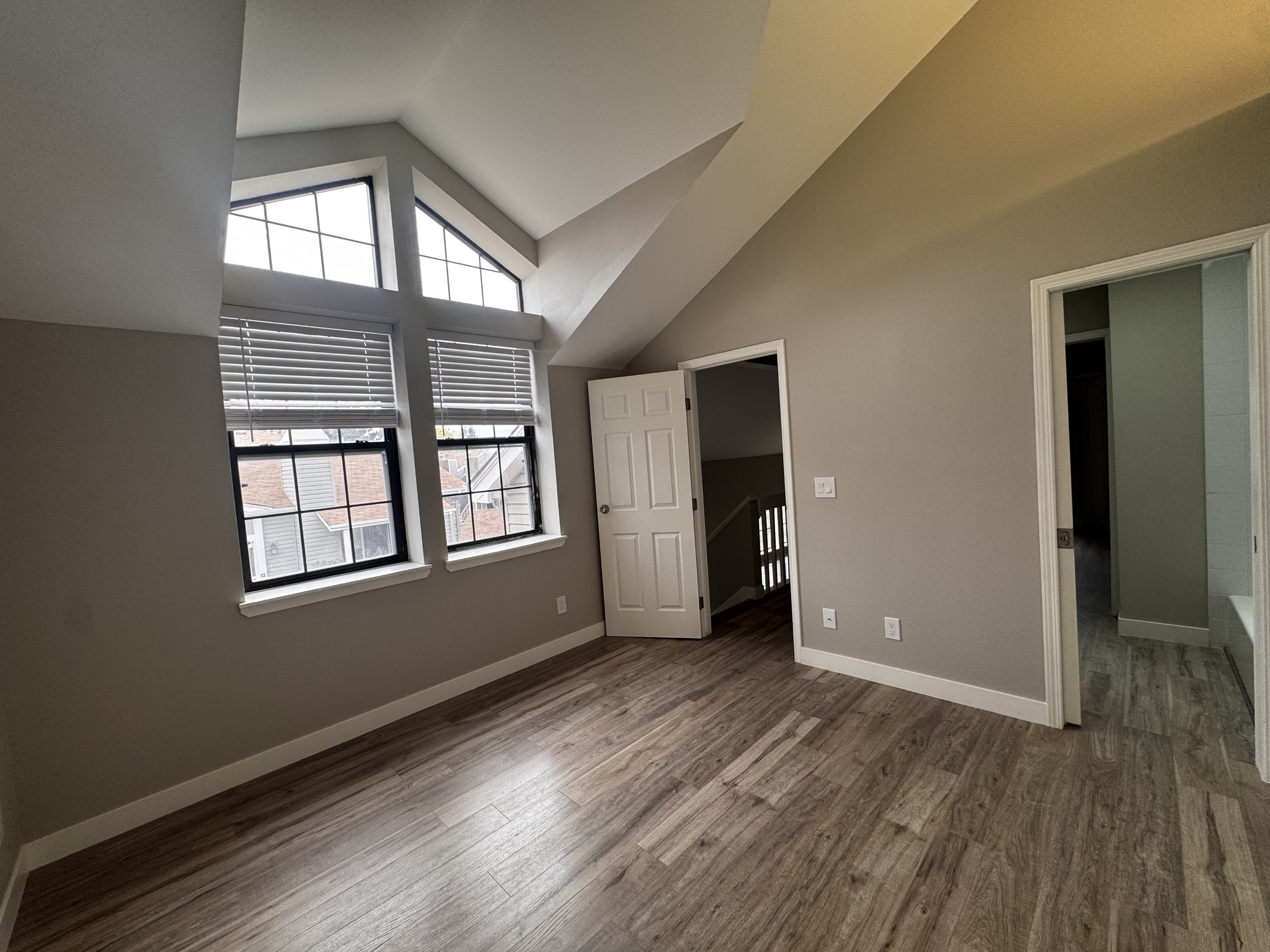 18404 E KEPNER PL - 203