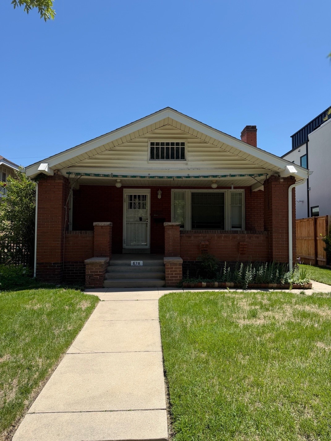 678 S RACE ST