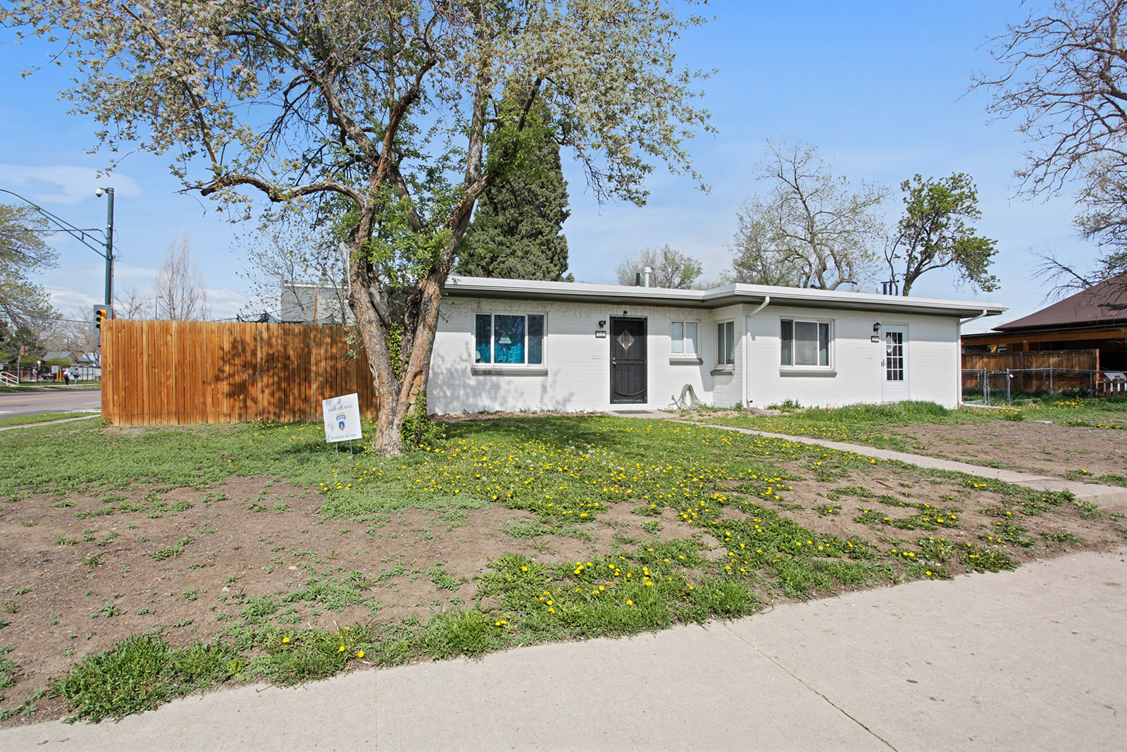 105 HOOKER ST
