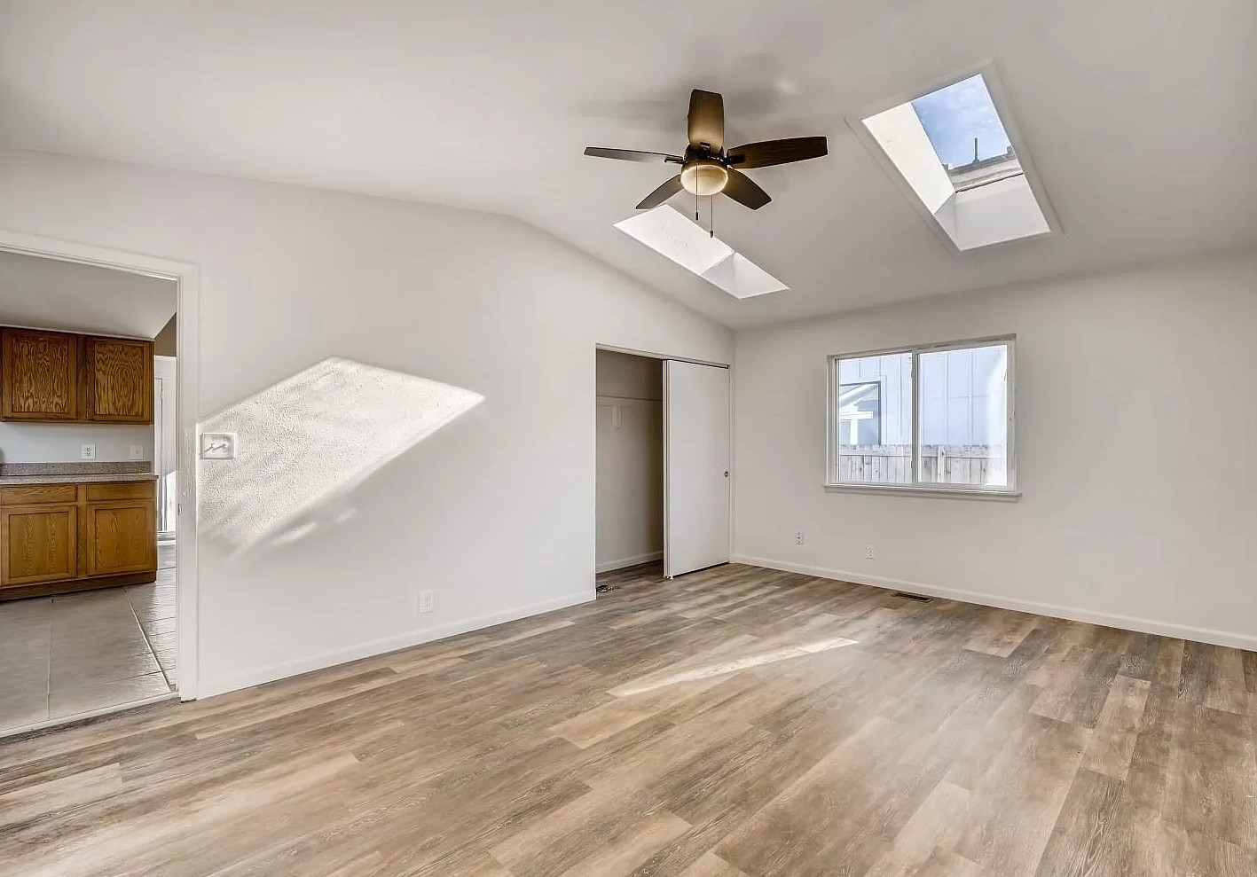 2831 S CHEROKEE ST - -