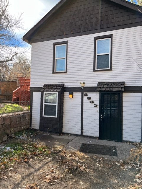2567 S PEARL ST