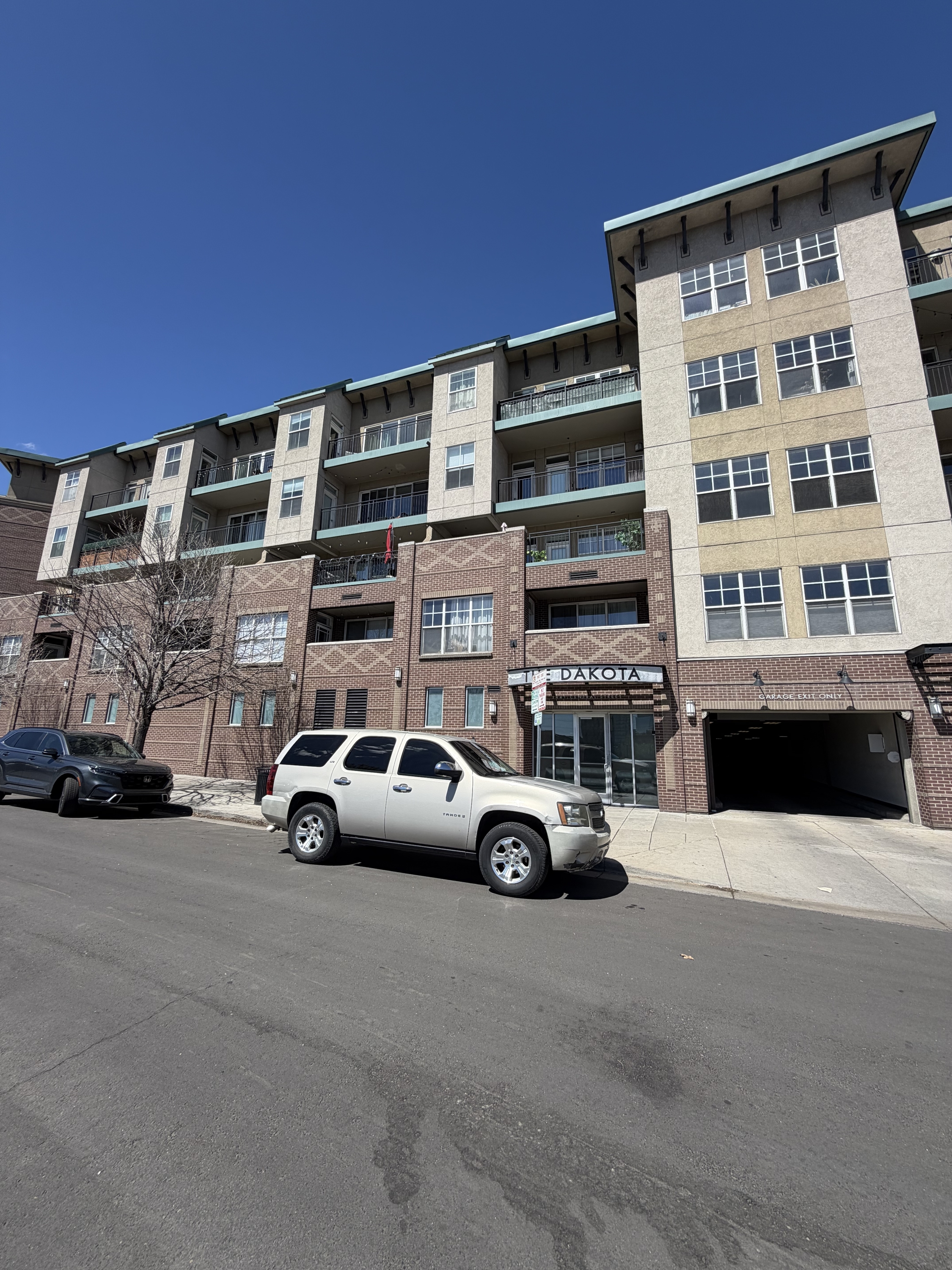 1441 CENTRAL ST - 210