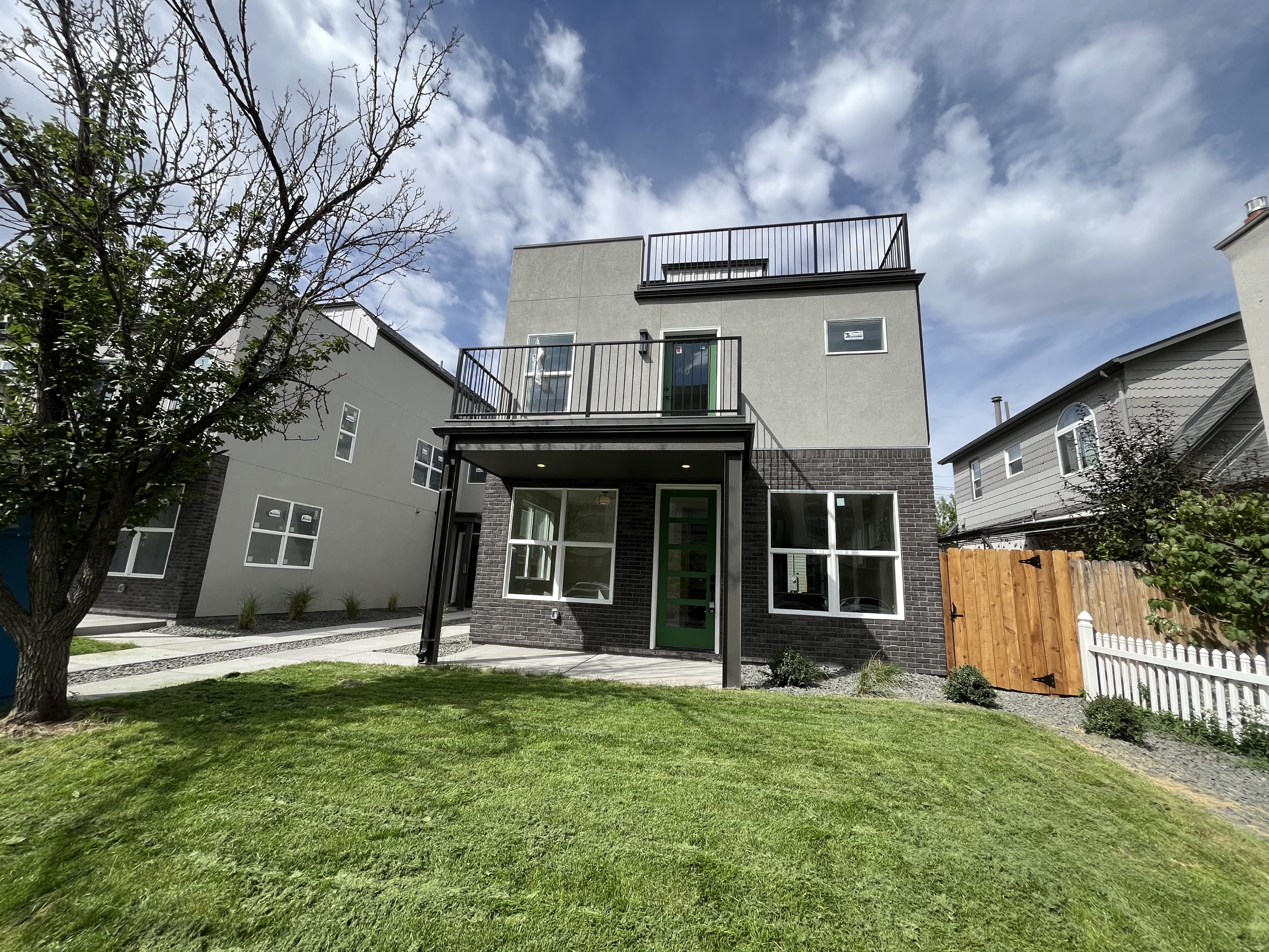 2185 S ACOMA ST - -